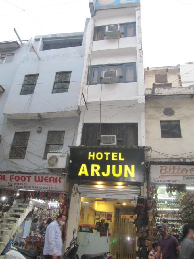 Hotel Arjun Ню Делхи Екстериор снимка
